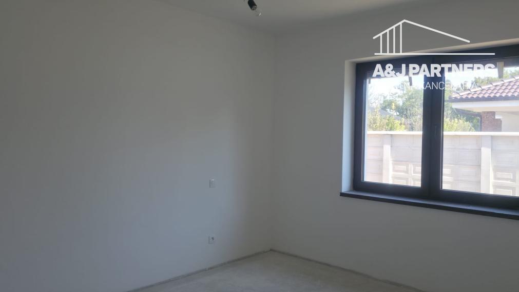 Moderný 4 izbový rodinný dom SO 02 vo Vojke nad Dunajom