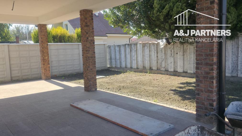 Moderný 4 izbový rodinný dom SO 02 vo Vojke nad Dunajom