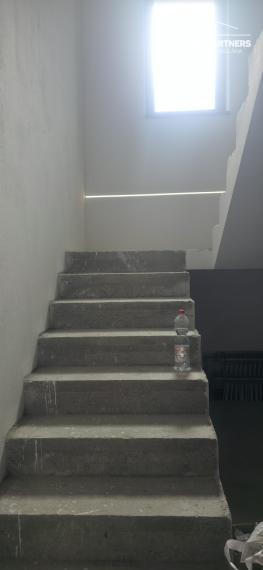 Veľký 5 izbový dvojpodlažný rodinný dom vo Vojke nad Dunajom