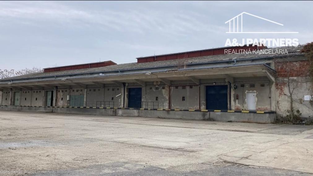 PREDAJ - administratívnych a výrobno-skladových  priestorov v Šamoríne