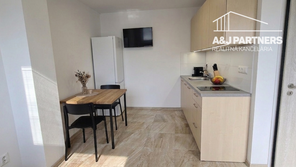 Ponuka dlhodobého prenájmu: Moderný 1-izbový byt v novostavbe (Dobrohošť)