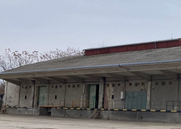 PREDAJ - výrobno-skladových priestorov v Šamoríne varianta  A