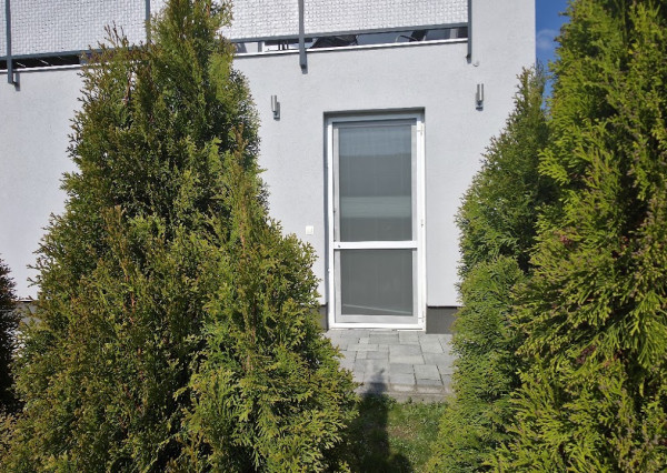 Ponuka dlhodobého prenájmu: Moderný 1-izbový byt v novostavbe (Dobrohošť)